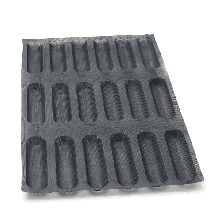 Mata do pieczenia FIBERMAE Hot Dog 155X41X25 mm — 400 X 600