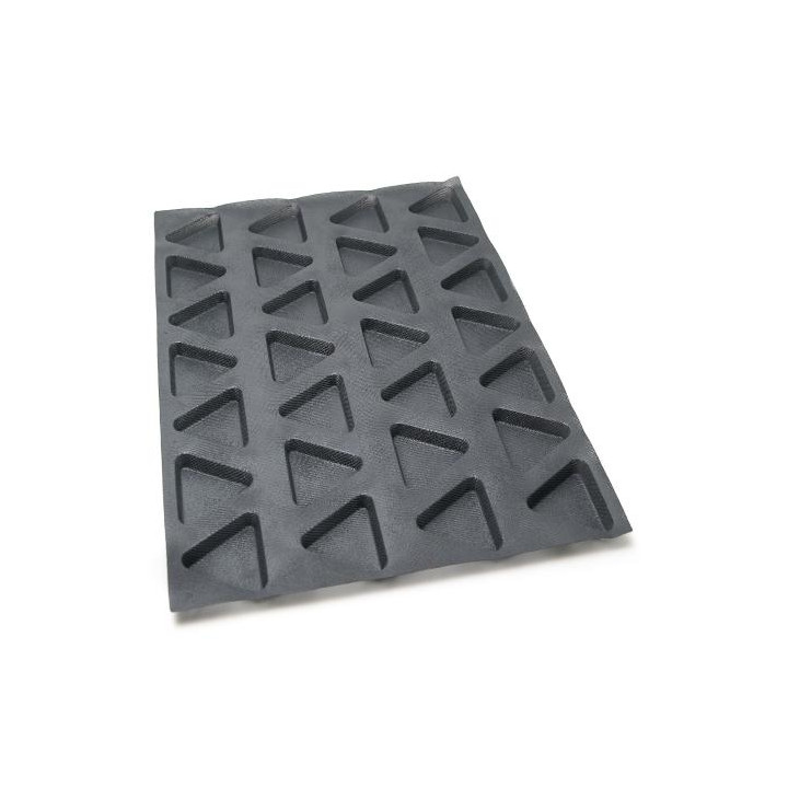 Mata do pieczenia FIBERMAE Pain Triangle 110X98 — 600X800