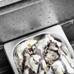 Termobox EPP czarny z pokrywą